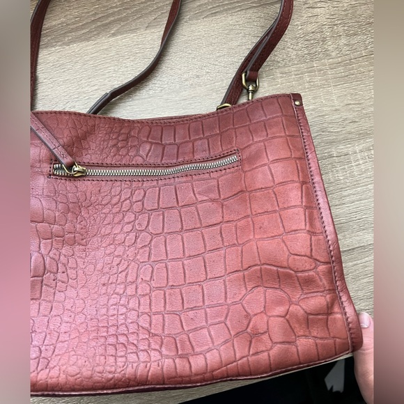 AMERICAN LEATHER CO. Lenox Brown triple entry leather Crocodile-Embossed bag - Picture 9 of 16